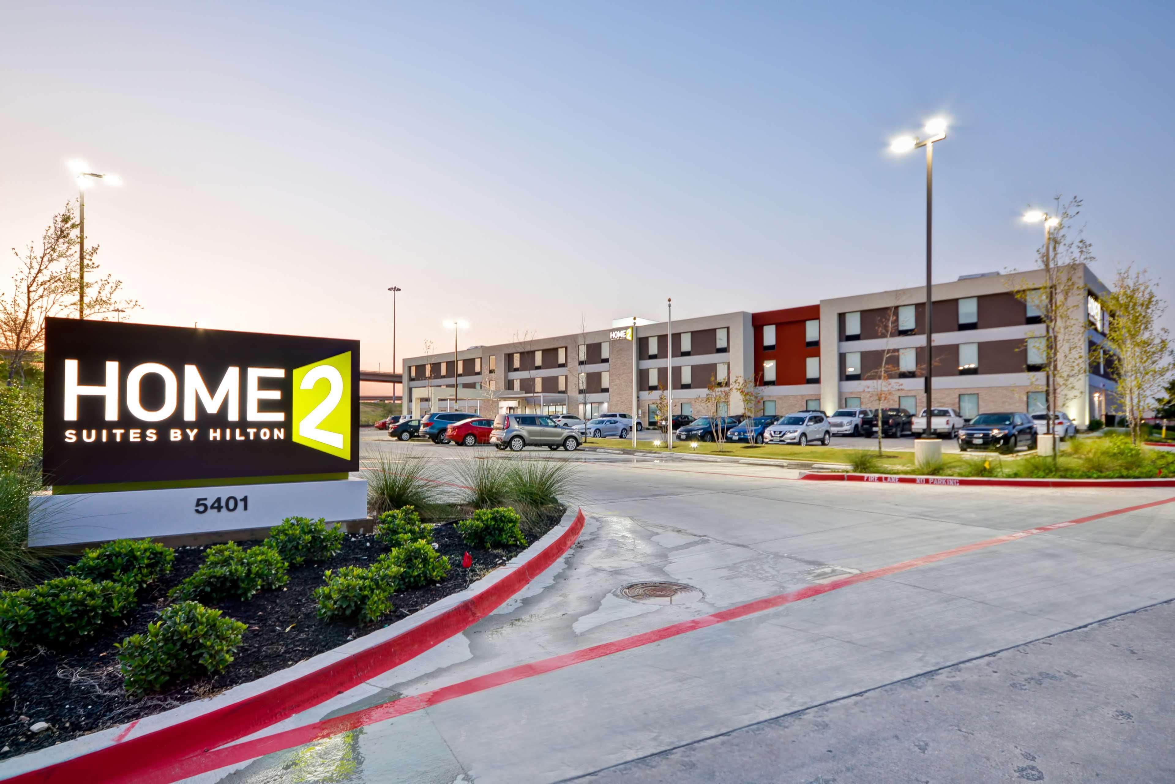 Home2 By Hilton Worth Southwest Cityview Hotel 3*